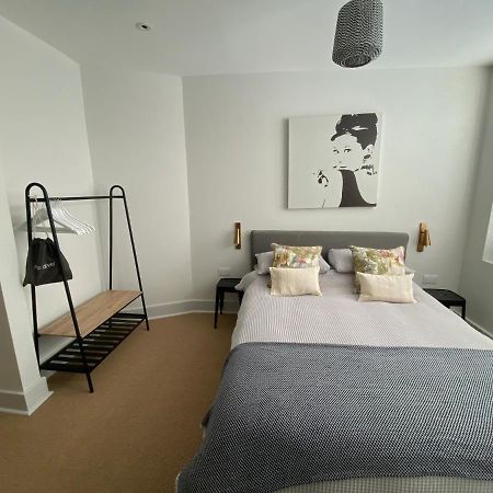 May Road, Stylish Townhouse Twickenham Esterno foto